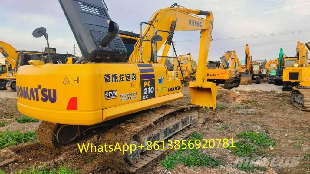Komatsu PC 210-8 حفارات زحافة
