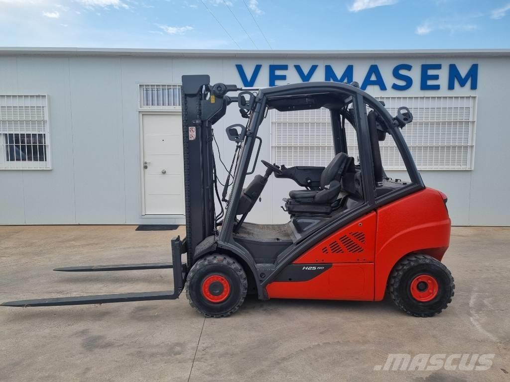 Linde H 25 D-02 شاحنات الديزل