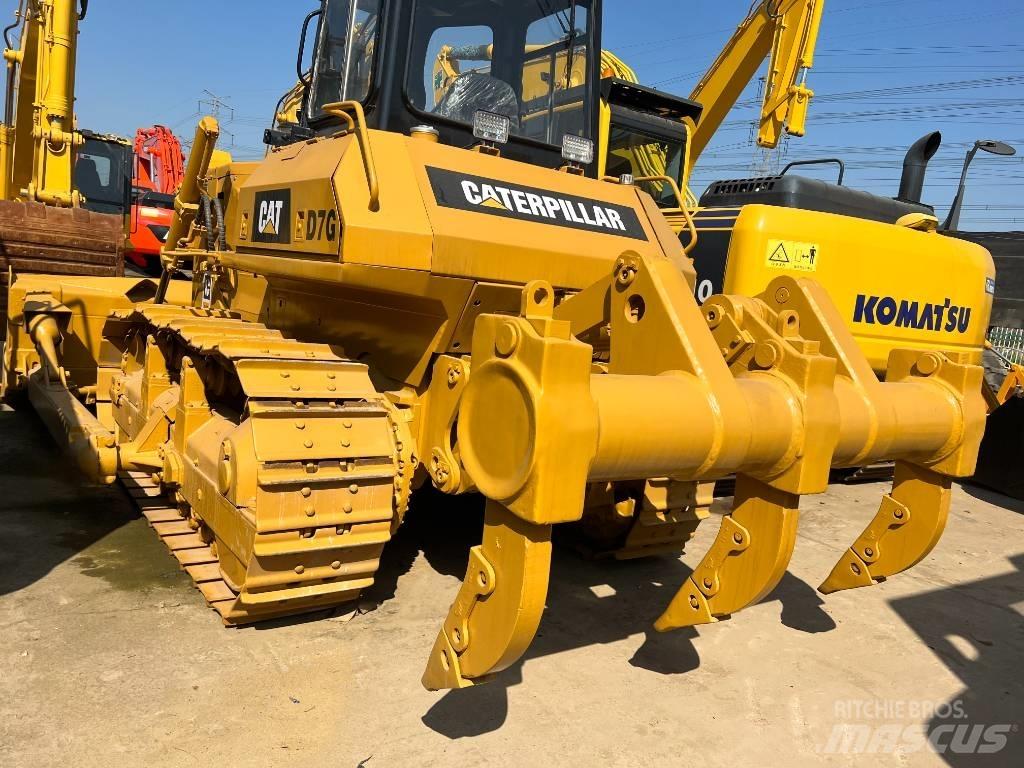 CAT D 7 G II معدات تمهيد الطرق