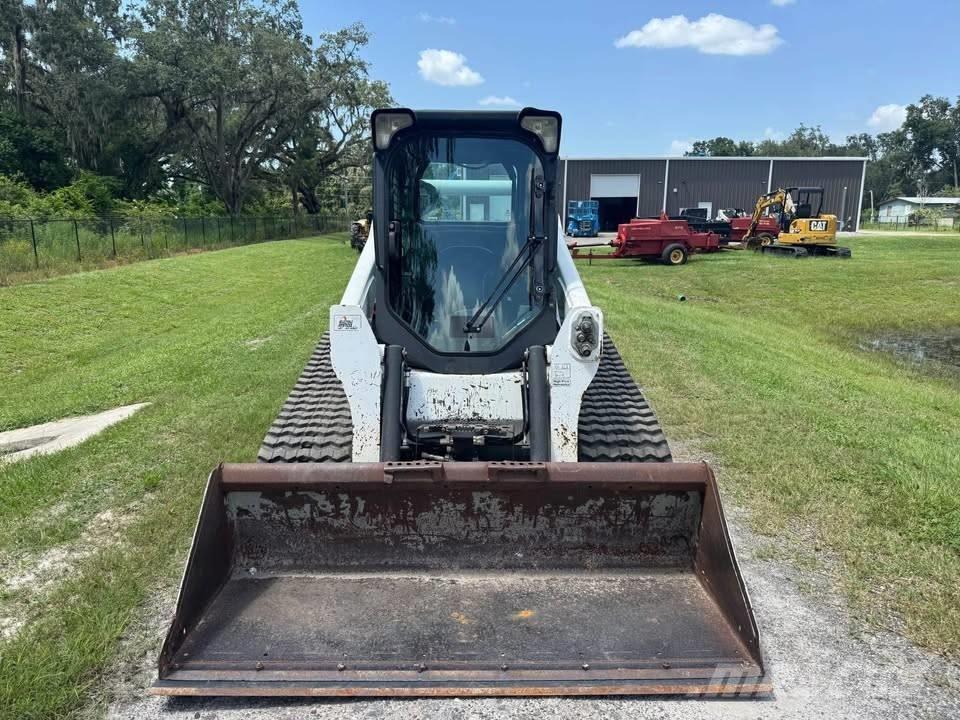 Bobcat T750 لوادر انزلاقية التوجيه
