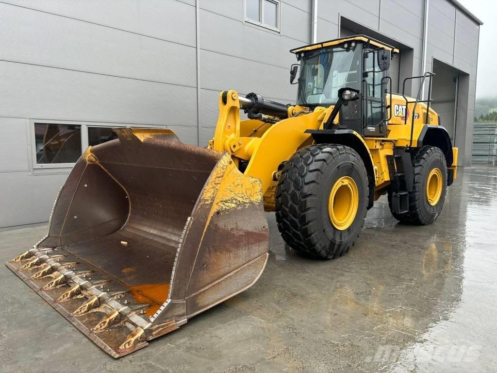 CAT 972 لوادر بعجل