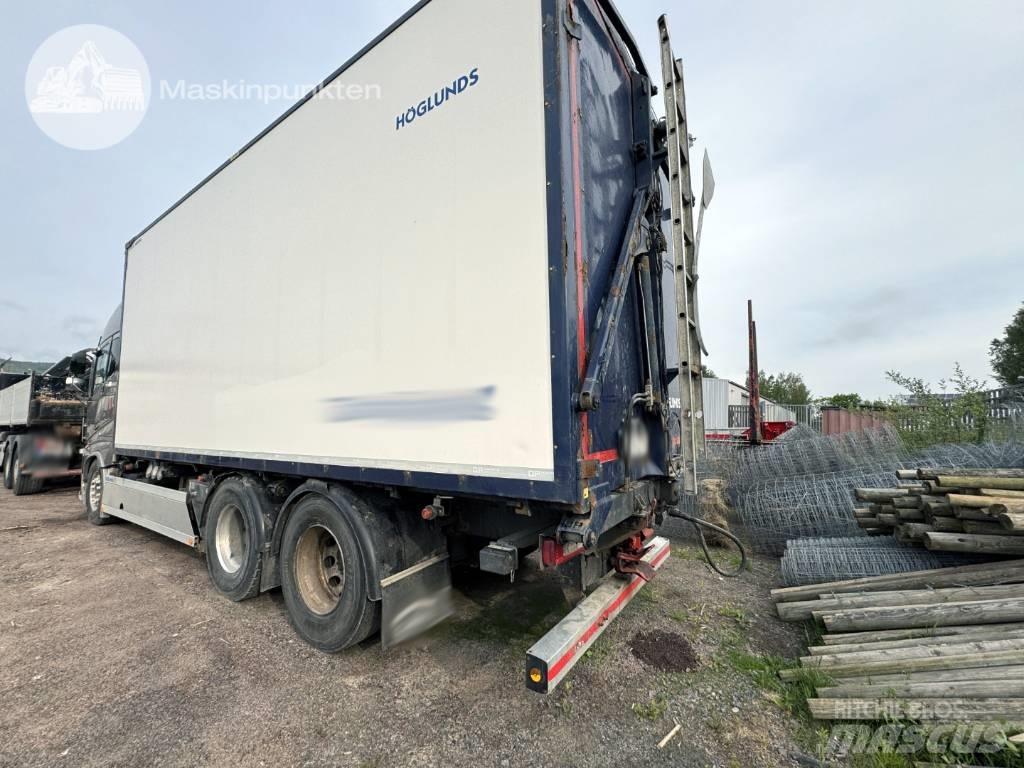 Volvo FH 650 شاحنات نقل ألواح الخشب