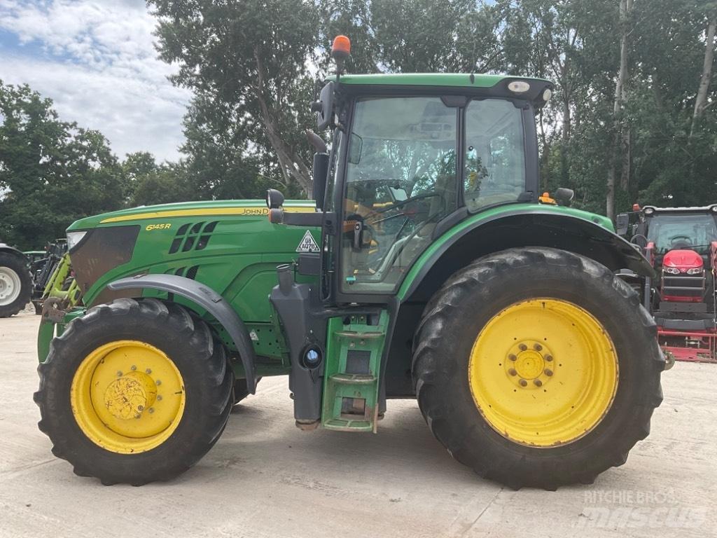 John Deere 6145 R الجرارات