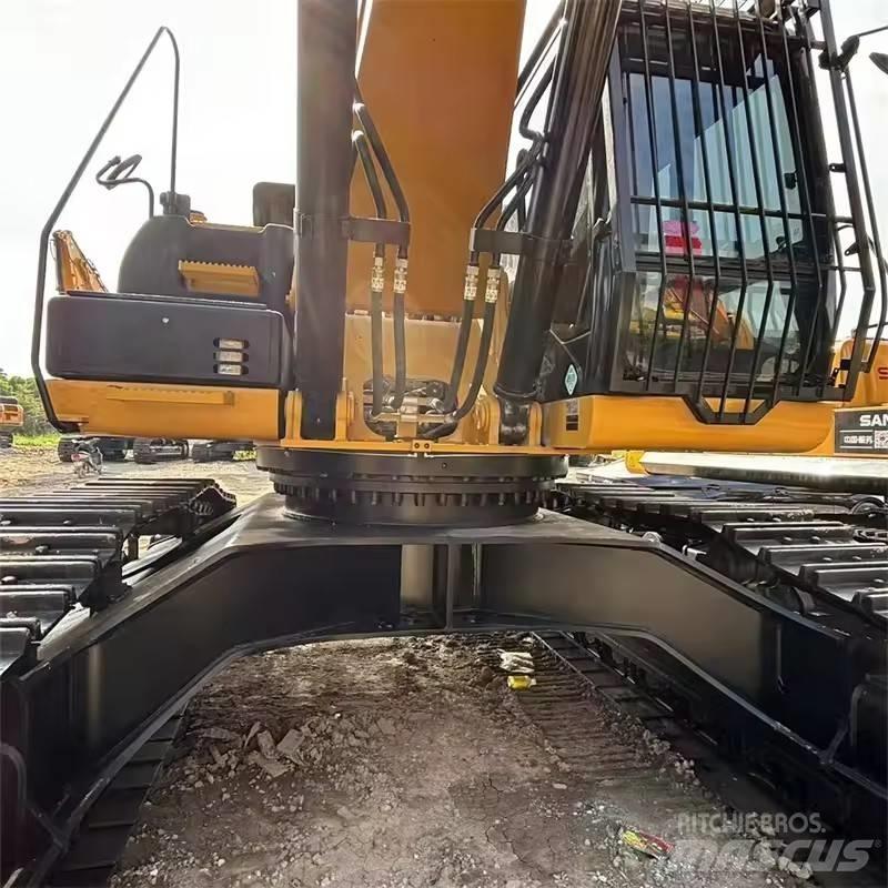 CAT 340 حفارات زحافة