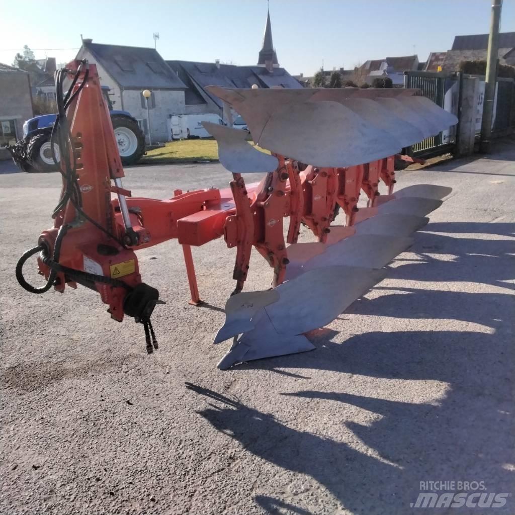 Kuhn VARIMASTER 121 محاريث عكسية