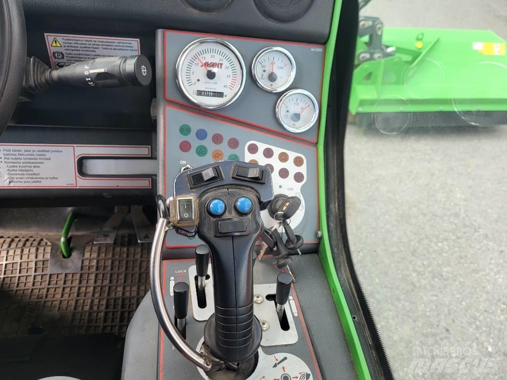 Avant 760 I لوادر صغيرة