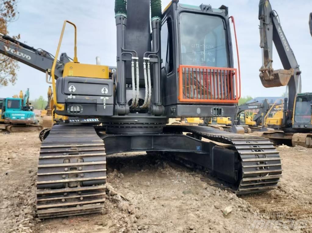 Volvo EC 210 حفارات زحافة