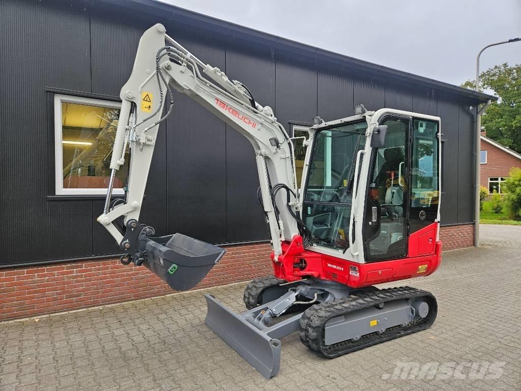 Takeuchi TB 230 حفارات صغيرة أقل من 7 طن (حفارات صغيرة)