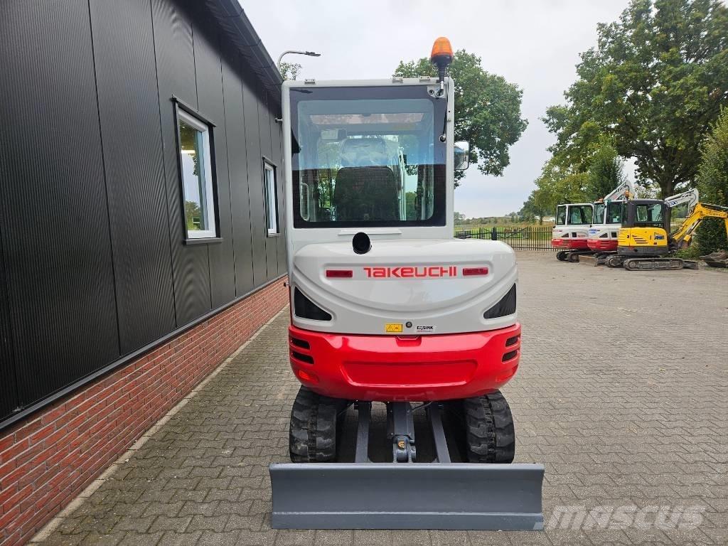 Takeuchi TB 230 حفارات صغيرة أقل من 7 طن (حفارات صغيرة)