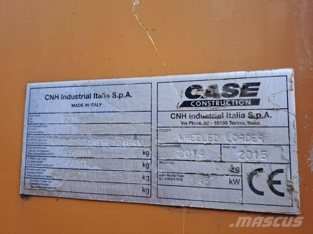 CASE 721 F لوادر بعجل