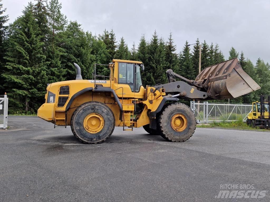Volvo L 220 G لوادر بعجل