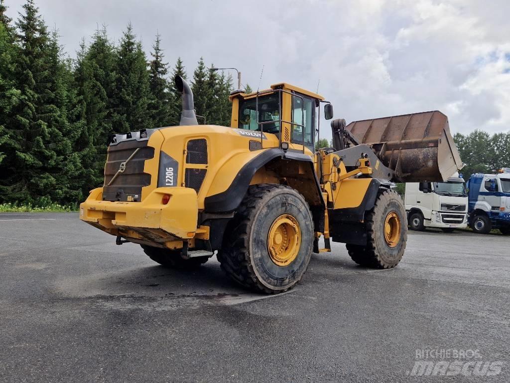 Volvo L 220 G لوادر بعجل