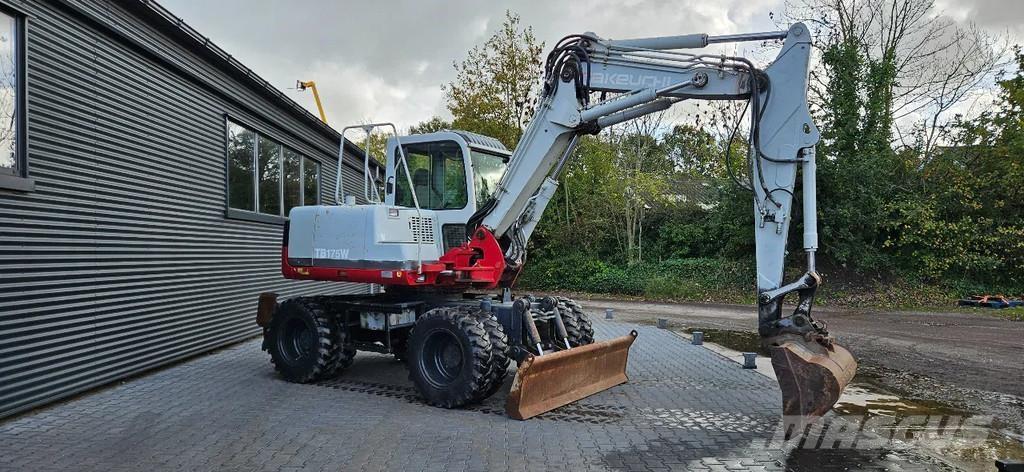 Takeuchi TB 175W حفارات وسط 7 طن - 12 طن