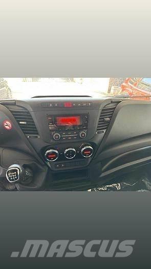 Iveco 35S16 شاحنة مقفلة