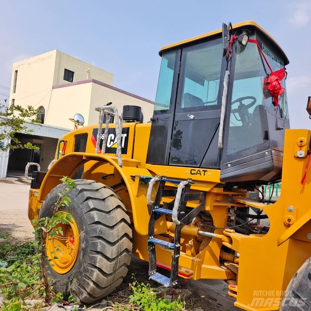 CAT 966H لوادر بعجل