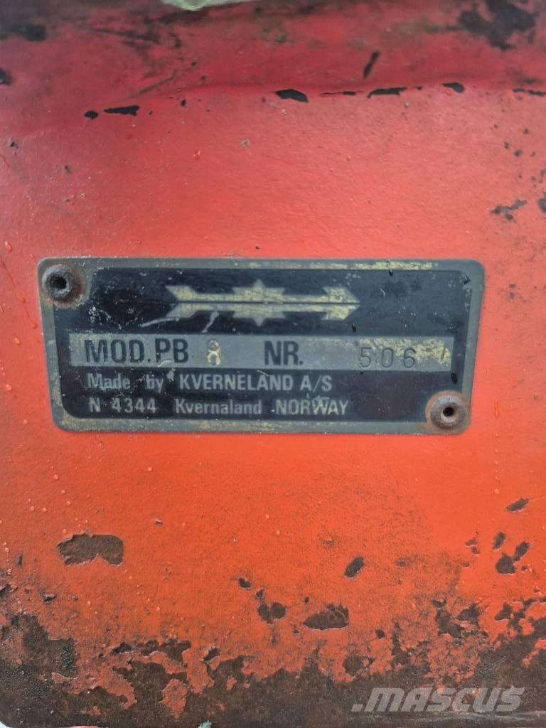 Kverneland mod.pb محاريث عكسية