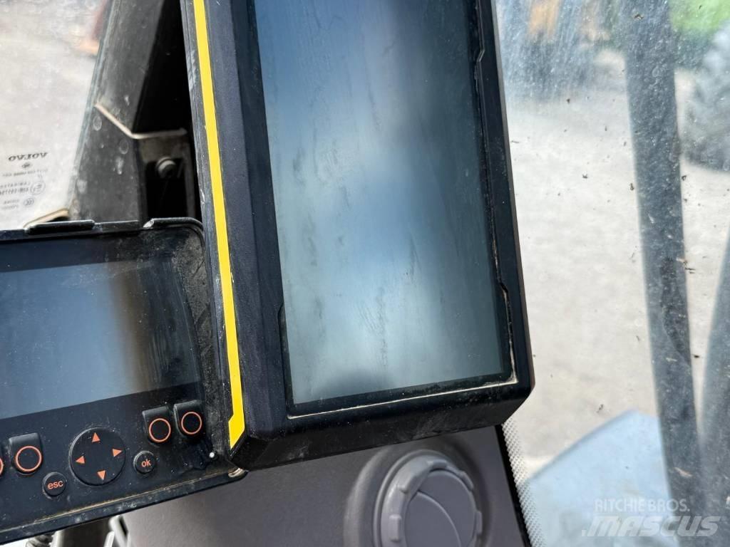 Volvo EWR 150 E حفارات بعجل