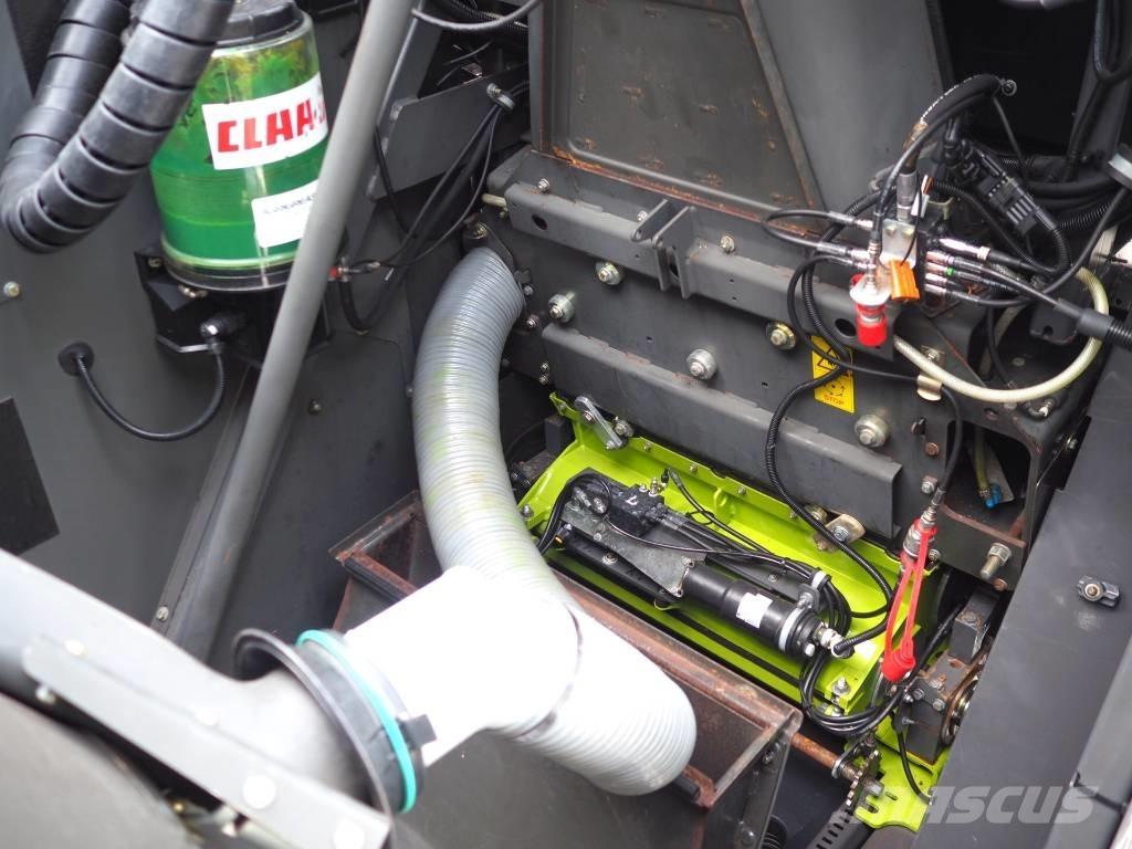 CLAAS Jaguar 850 4x4 علافات ذاتية الدفع