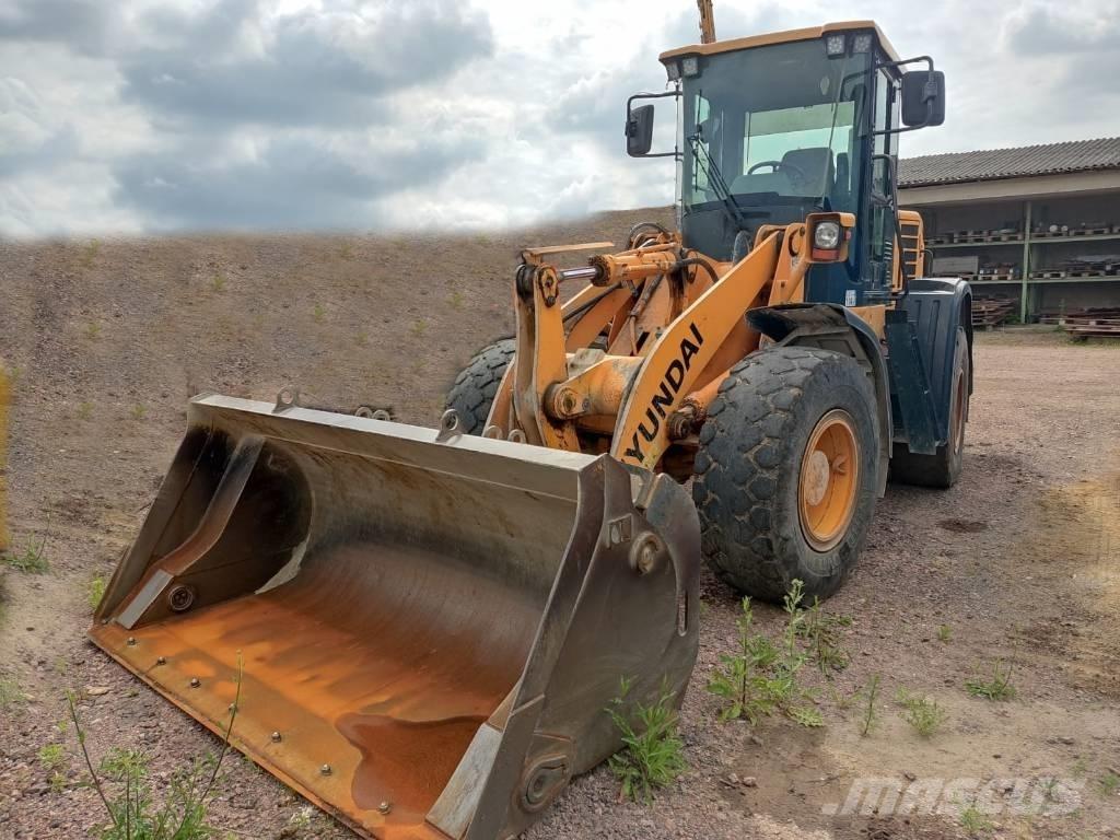 Hyundai 730-9A لوادر بعجل