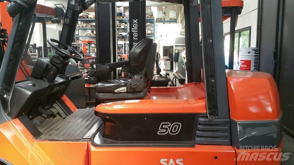 Toyota 7 FB MF 50 شاحنات ذات رافعات شوكية تعمل بالكهرباء