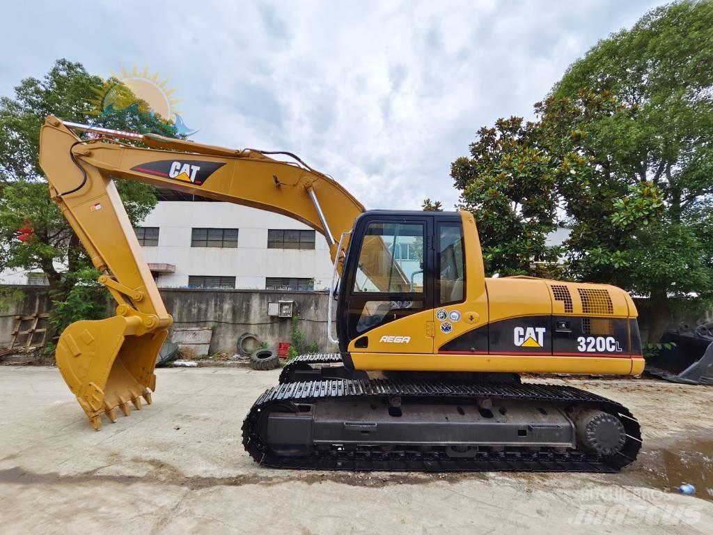 CAT 320 C L حفارات زحافة