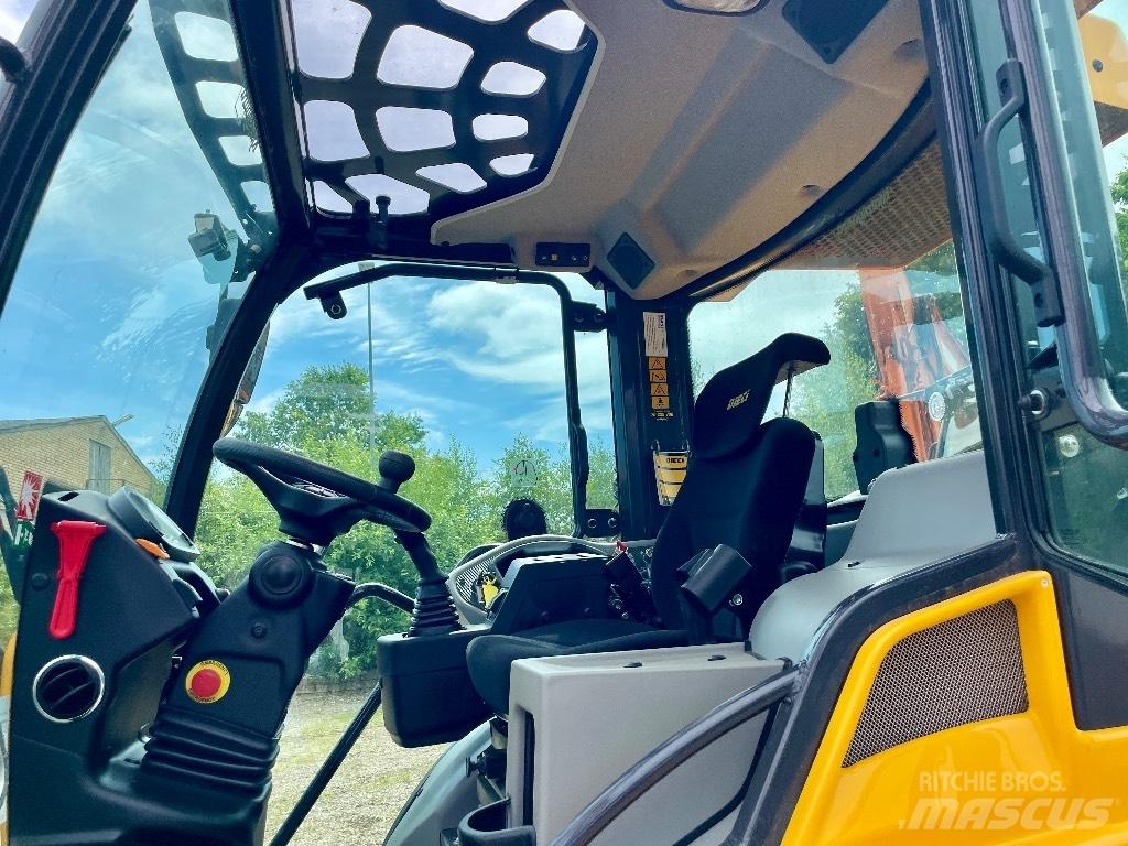 Dieci Agri Pivot T60 معدات مناولة لأغراض الزراعة