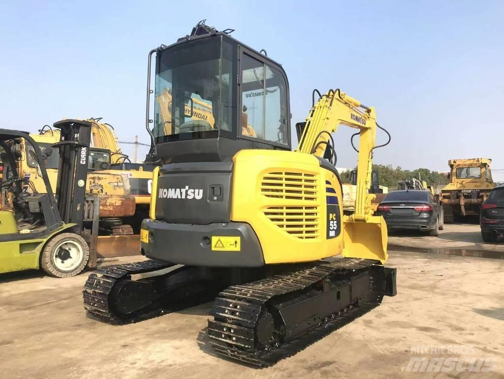 Komatsu PC 55 حفارات زحافة