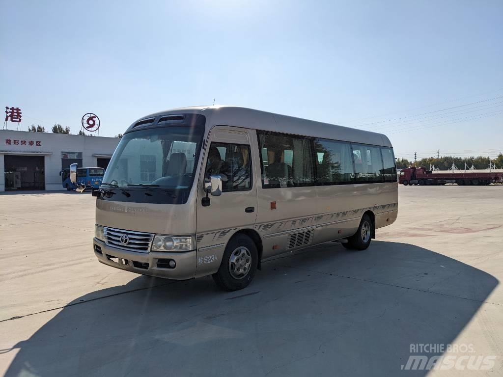 Toyota Coaster Bus حافلة صغيرة