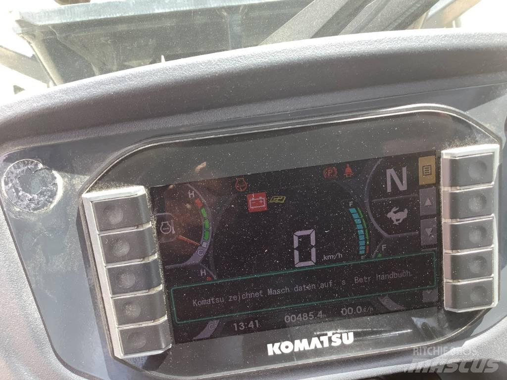 Komatsu WA100M-8 لوادر بعجل