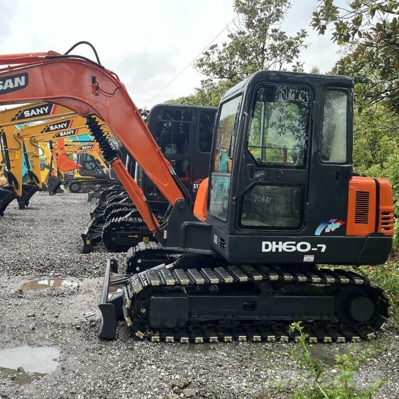 Doosan DH 60 حفارات صغيرة أقل من 7 طن (حفارات صغيرة)