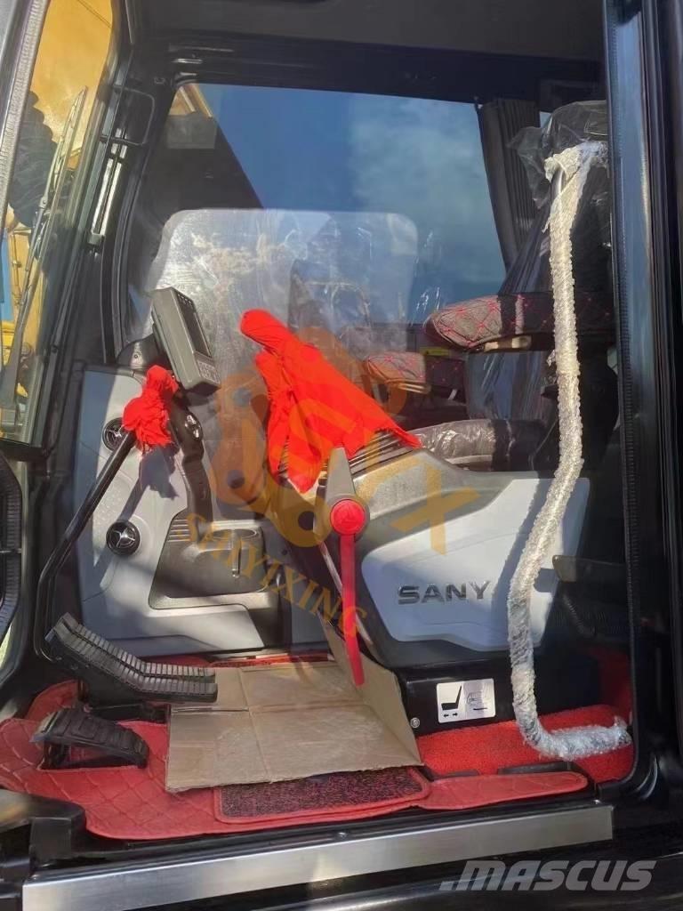 Sany SY 135 C حفارات زحافة