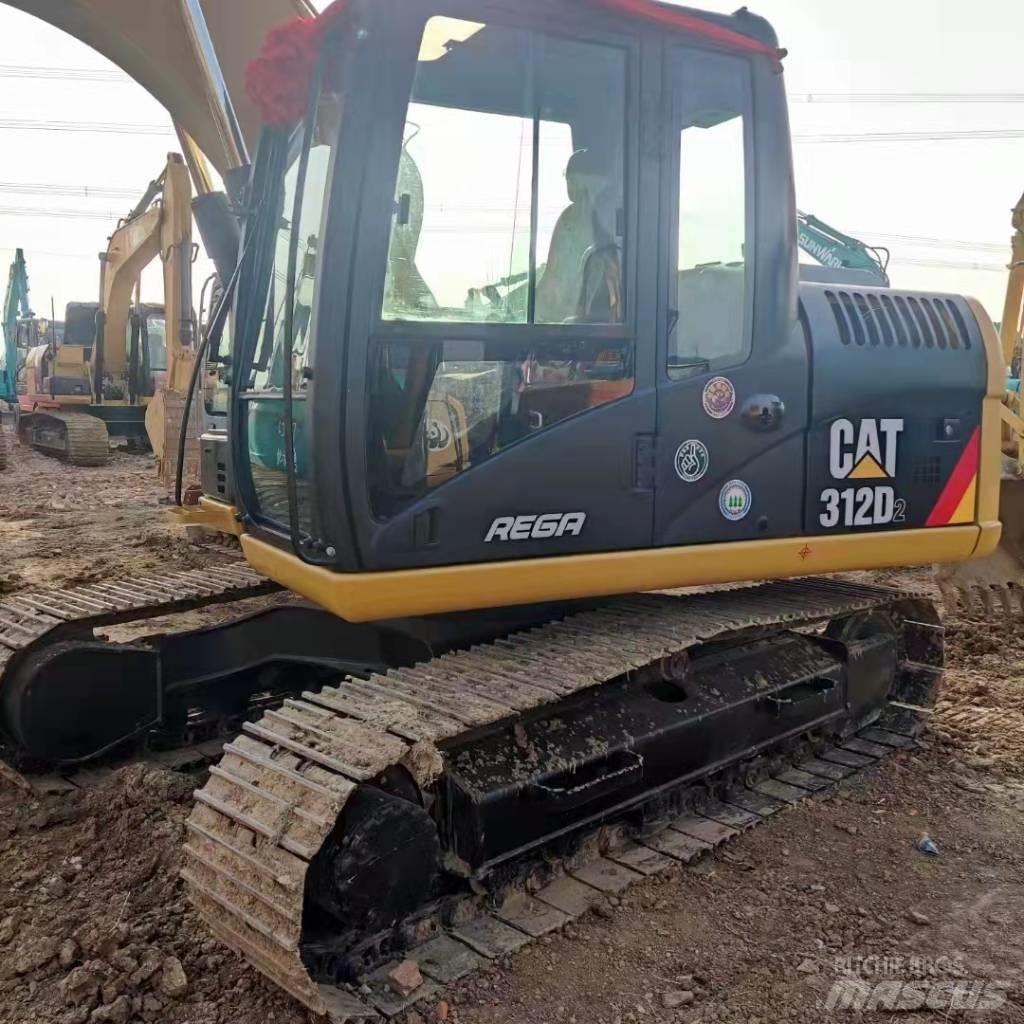 CAT 312 D حفارات زحافة