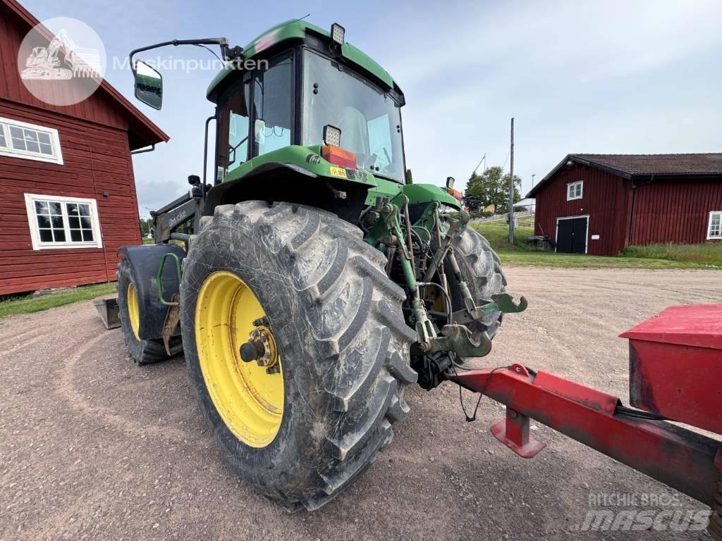 John Deere 7600 الجرارات