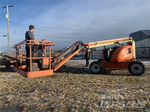 JLG 600AJ رافعات سلة مفصلية