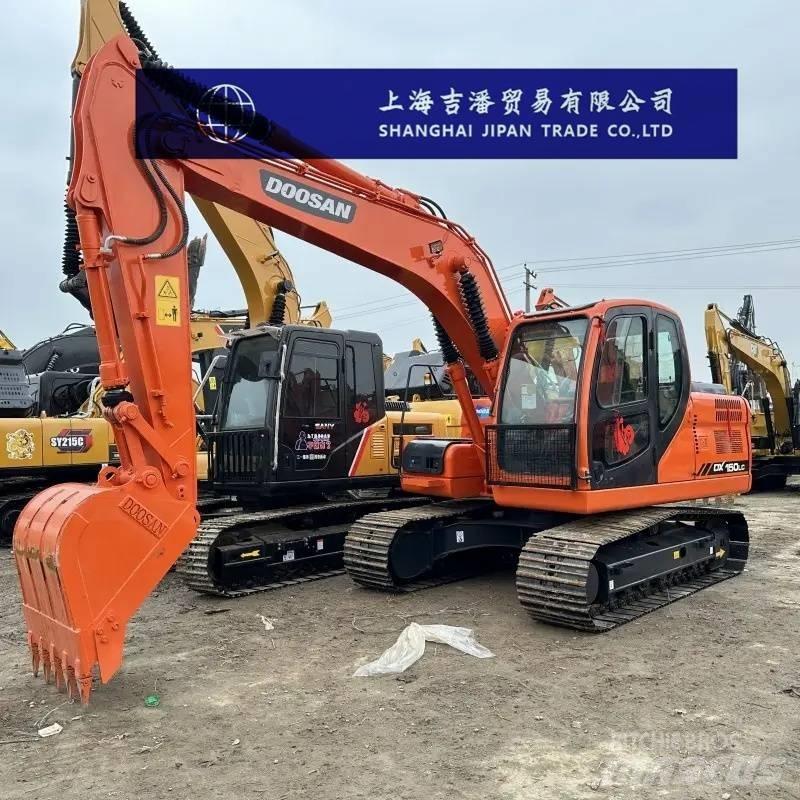 Doosan DX 150 حفارات وسط 7 طن - 12 طن