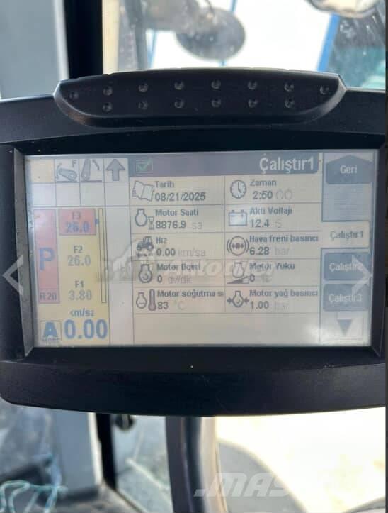 New Holland T7250 الجرارات