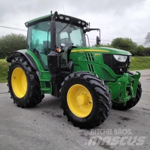 John Deere 6110 R الجرارات