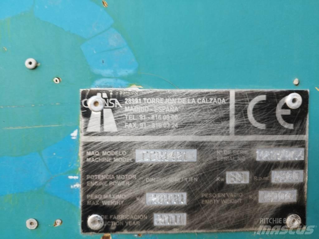 Corinsa CCR 1421 مداحل ذات إطارات هوائية