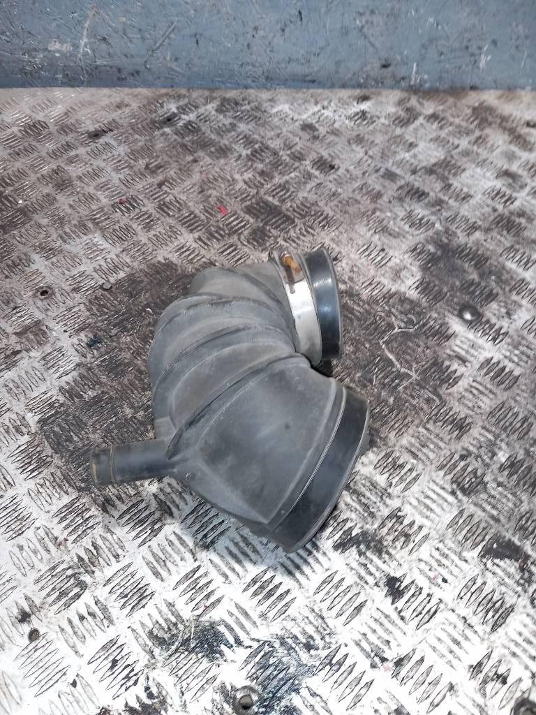 Volvo FH 12    21288834 كابينة والداخلية