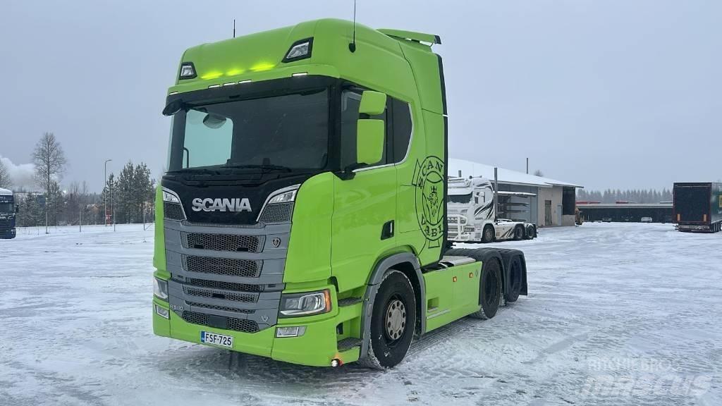 Scania R 580 وحدات الجر