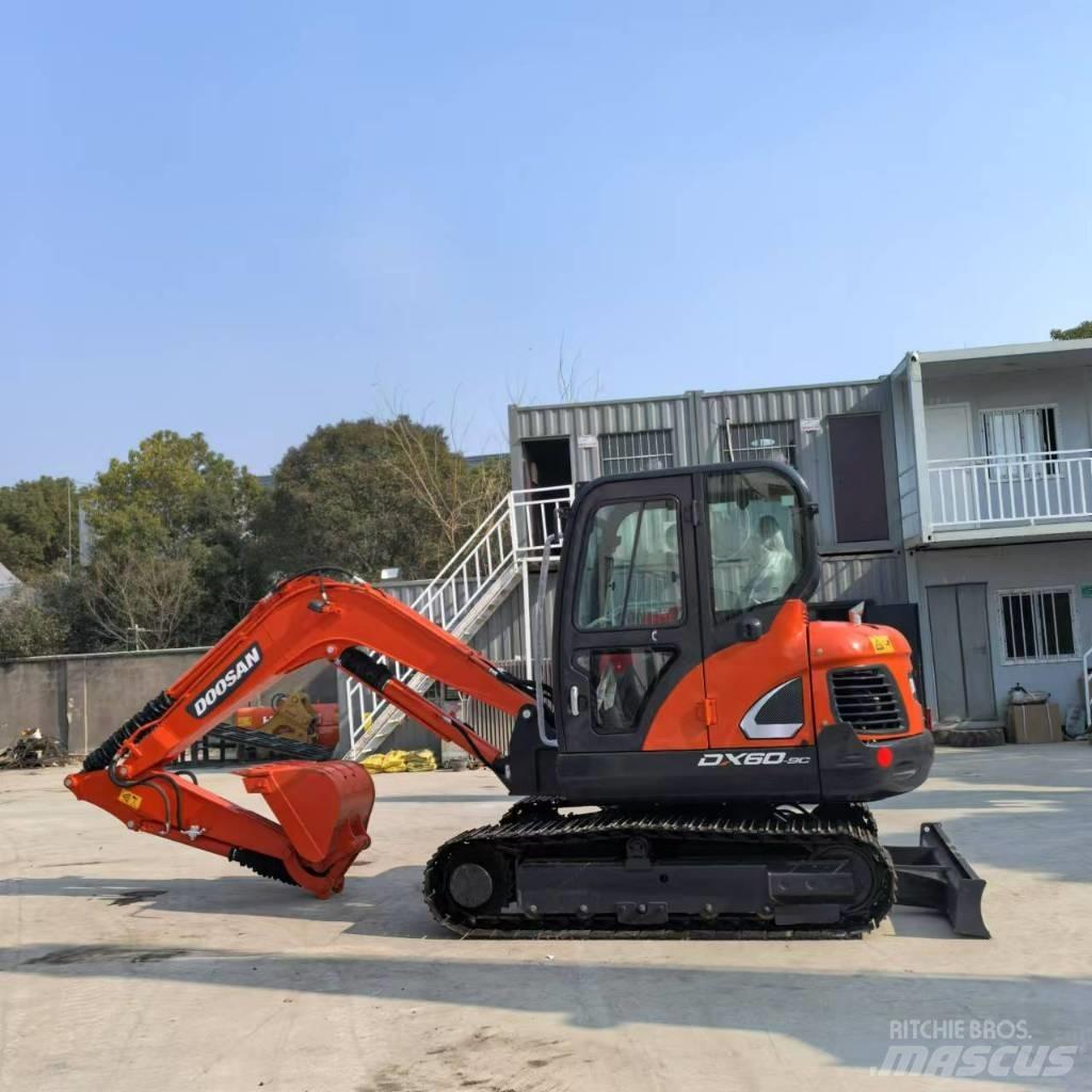 Doosan DX60-9C حفارات صغيرة أقل من 7 طن (حفارات صغيرة)