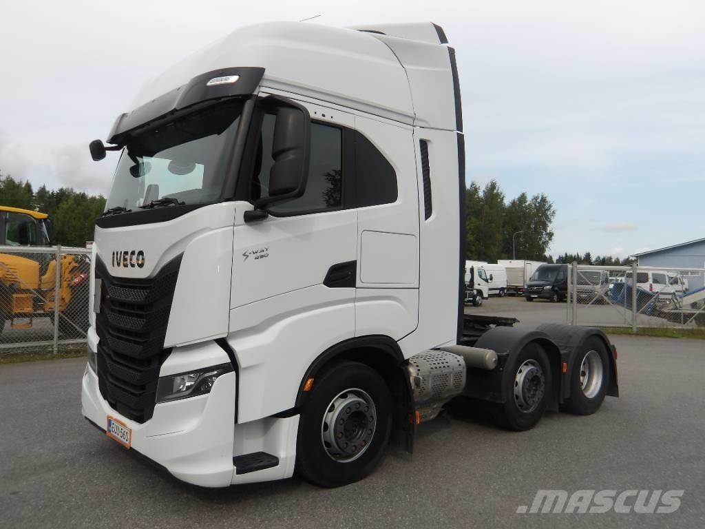 Iveco AS 440 STX وحدات الجر