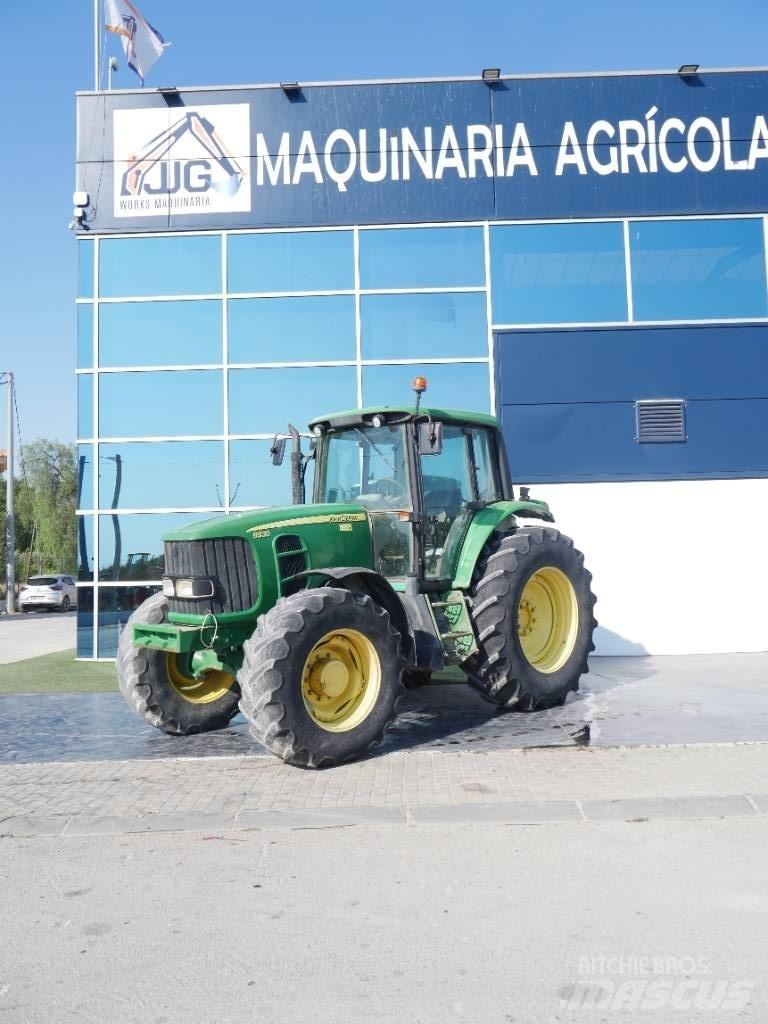 John Deere 6930 الجرارات