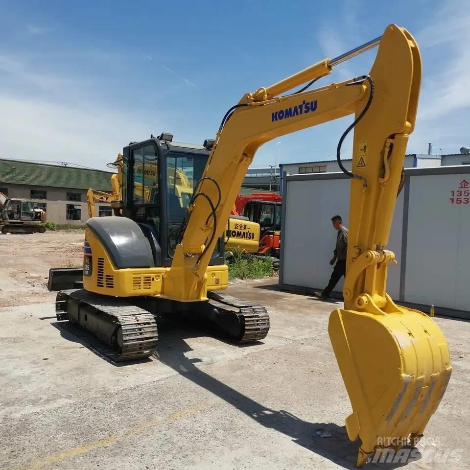 Komatsu PC 50 MR-2 حفارات صغيرة أقل من 7 طن (حفارات صغيرة)