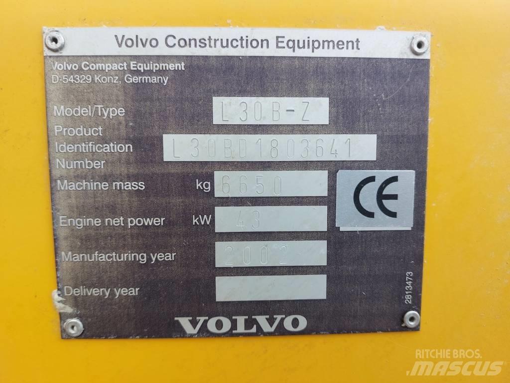 Volvo L 30 B لوادر بعجل