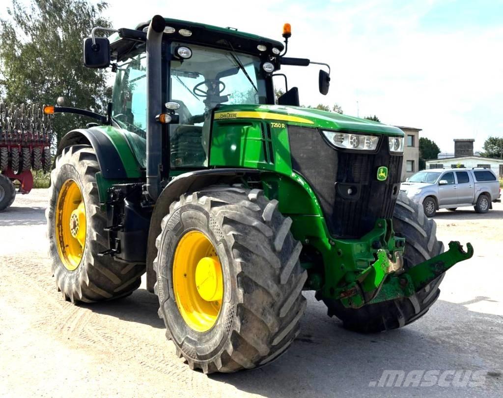 John Deere 7250 R الجرارات