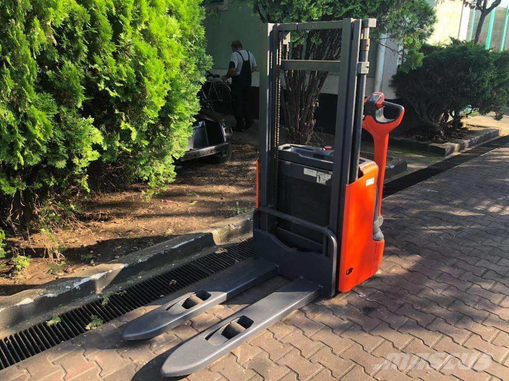 Linde L 10 B V-3234 معدات التكديس الجوالة