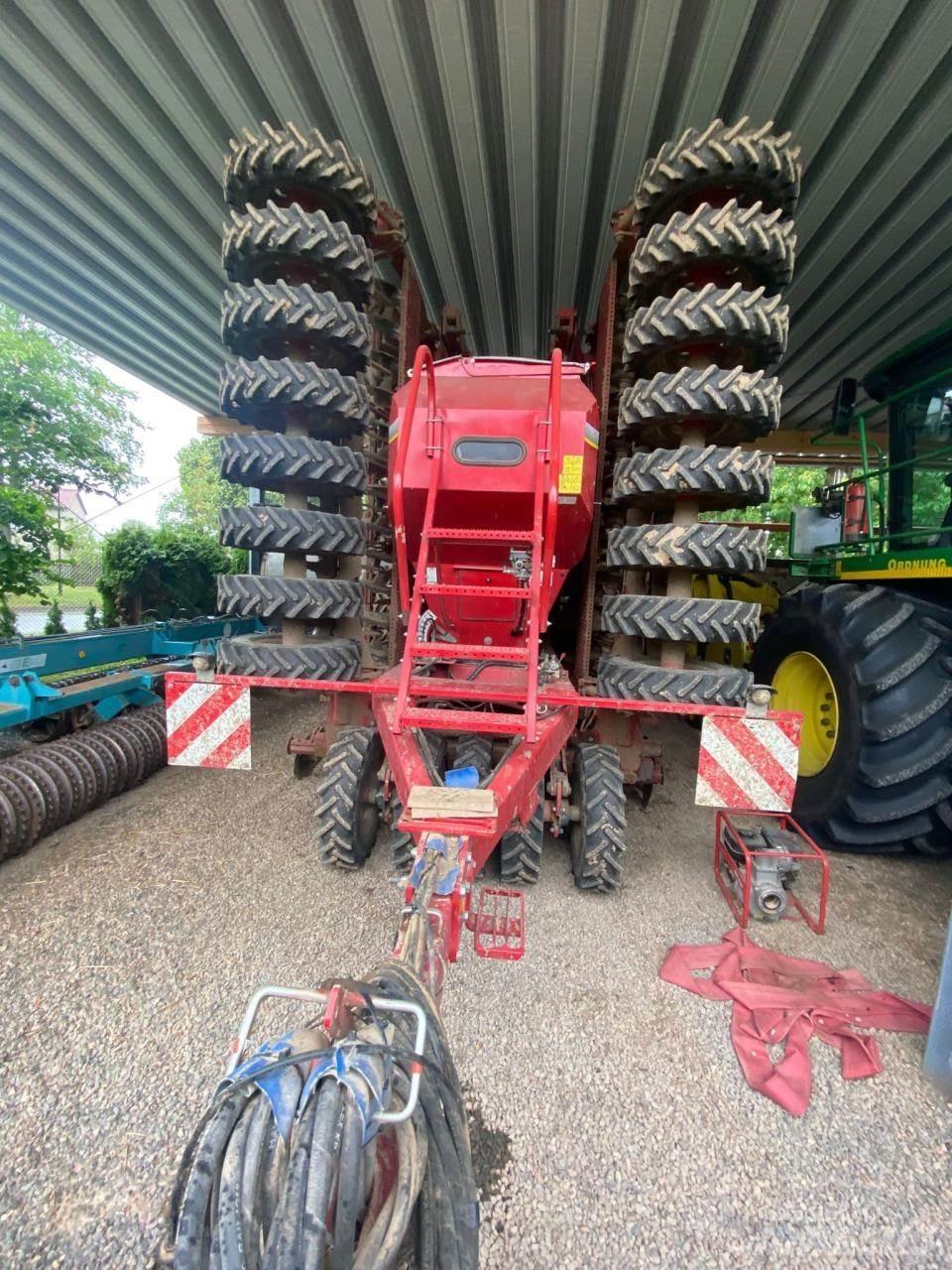 Horsch Pronto 9 DC مثاقيب