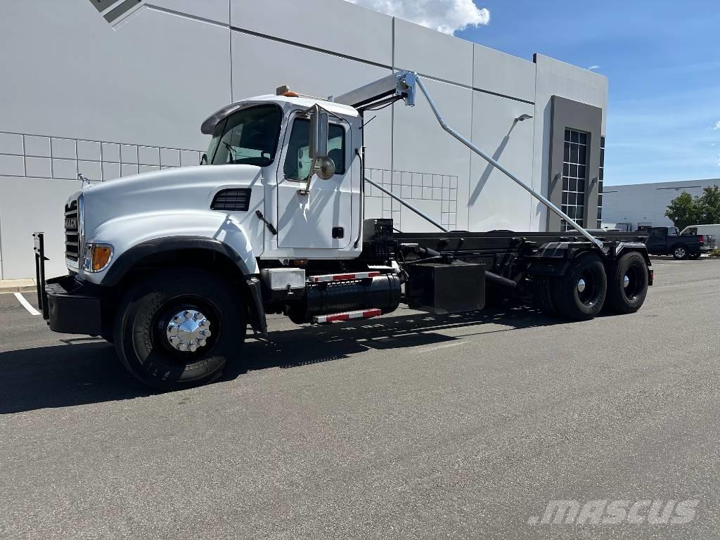 Mack CV 713 شاحنات قابلة للفك