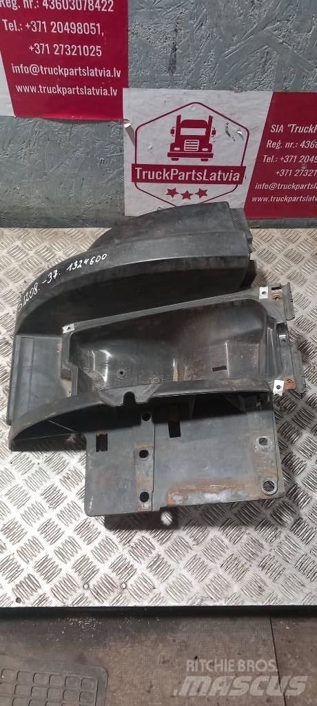 Scania 94 D.   1324600 كابينة والداخلية